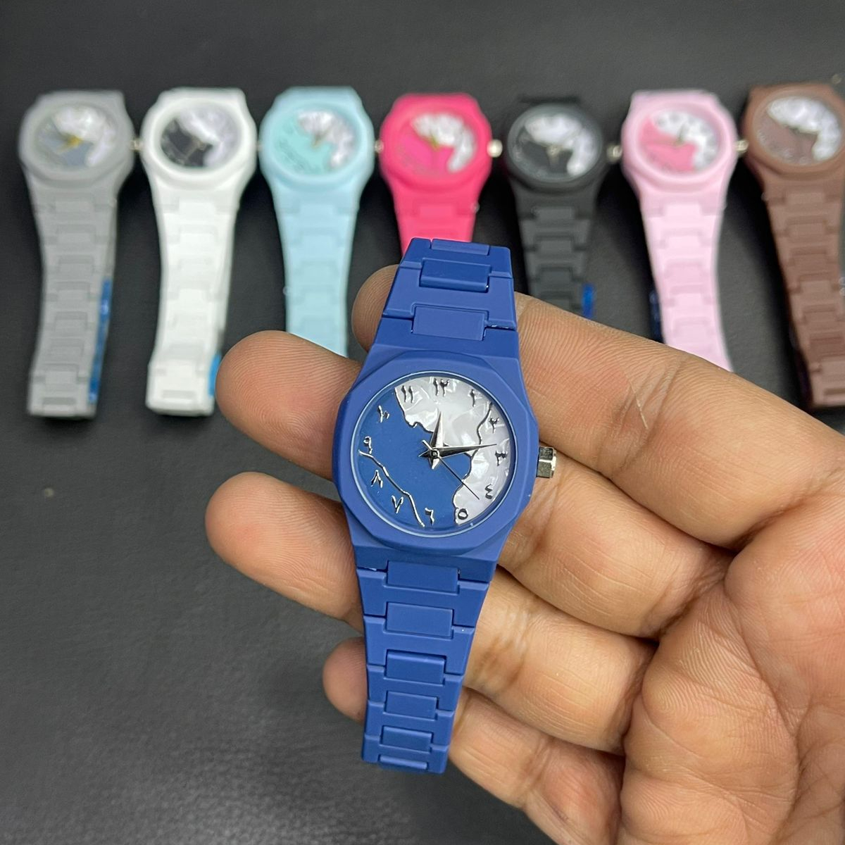 Mini Aura Watch – Elegant Slim Design for Everyday Wear (All color)